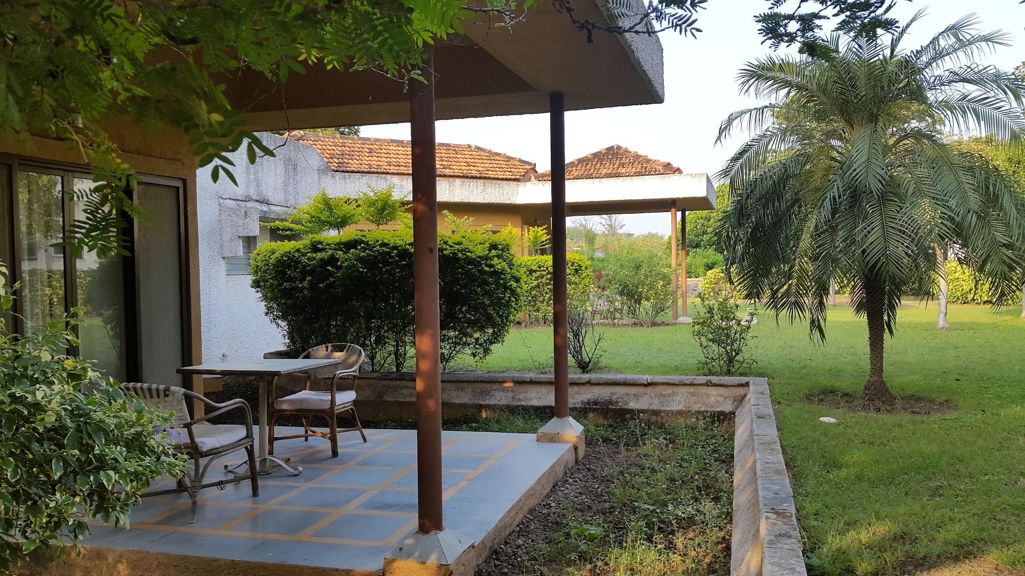 The Meadows Resort And Spa Aurangabad  Exterior foto