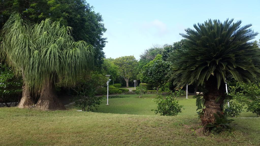 The Meadows Resort And Spa Aurangabad  Exterior foto