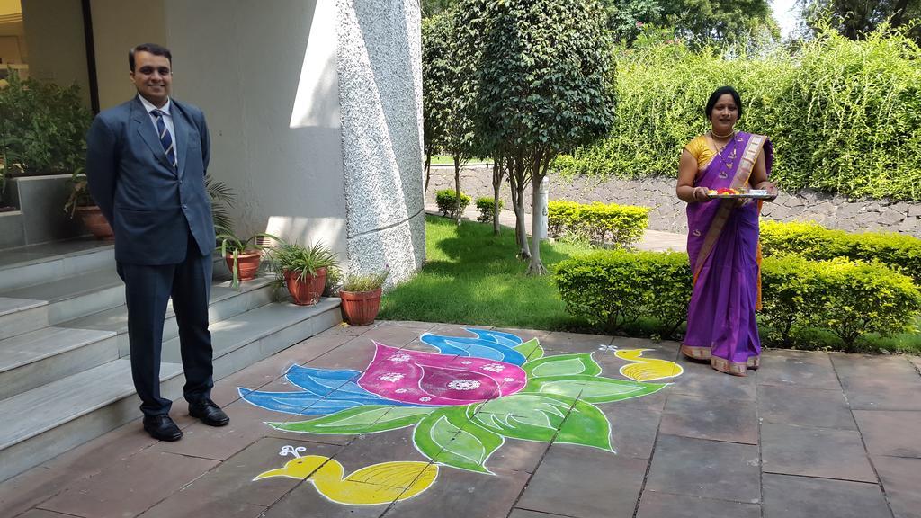 The Meadows Resort And Spa Aurangabad  Exterior foto