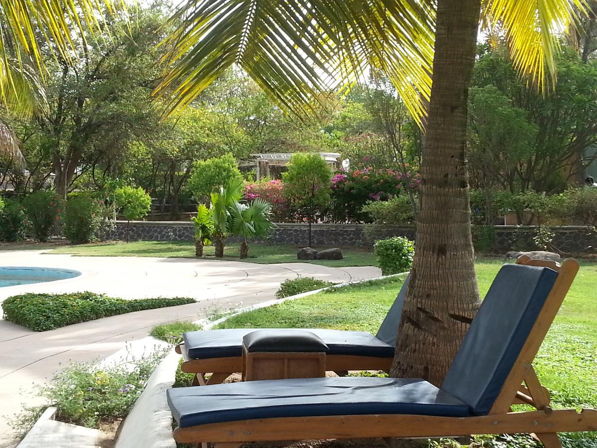 The Meadows Resort And Spa Aurangabad  Exterior foto
